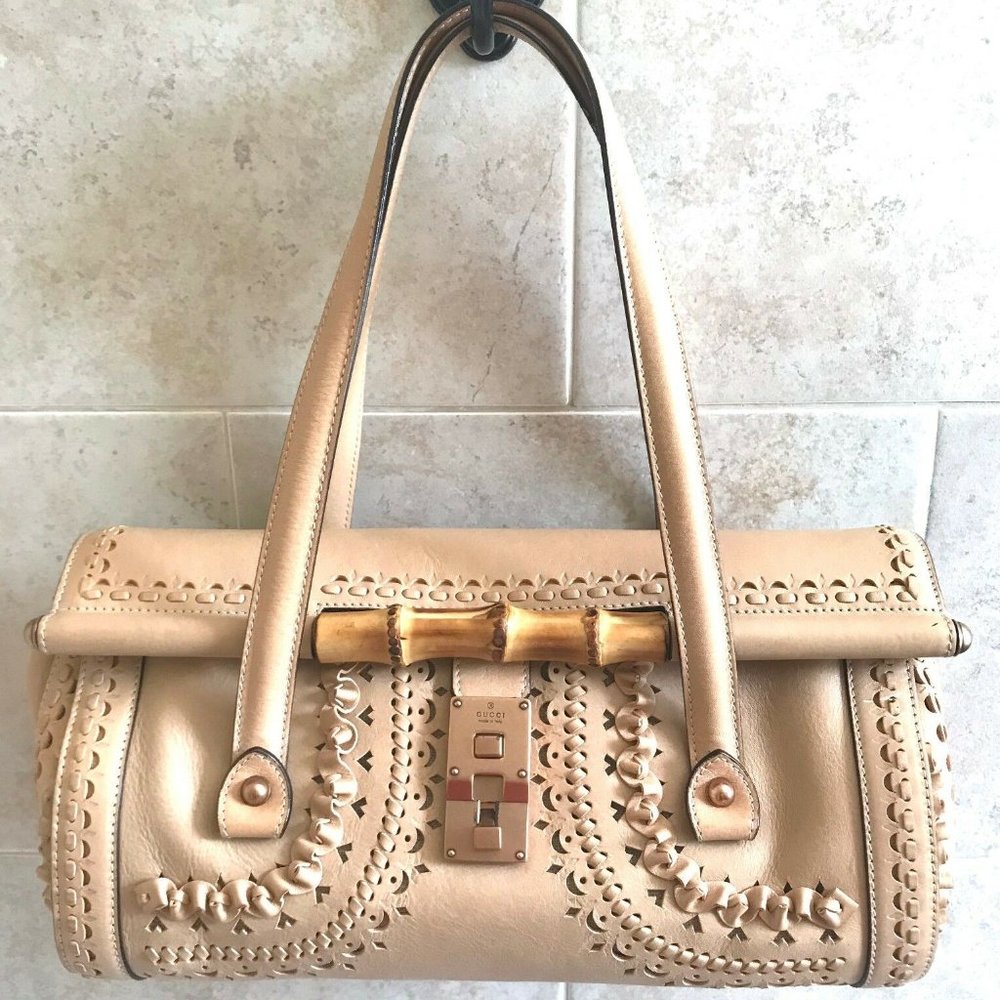 GUCCI Beige Ivory Cream Bullet Bag Satchel Leather